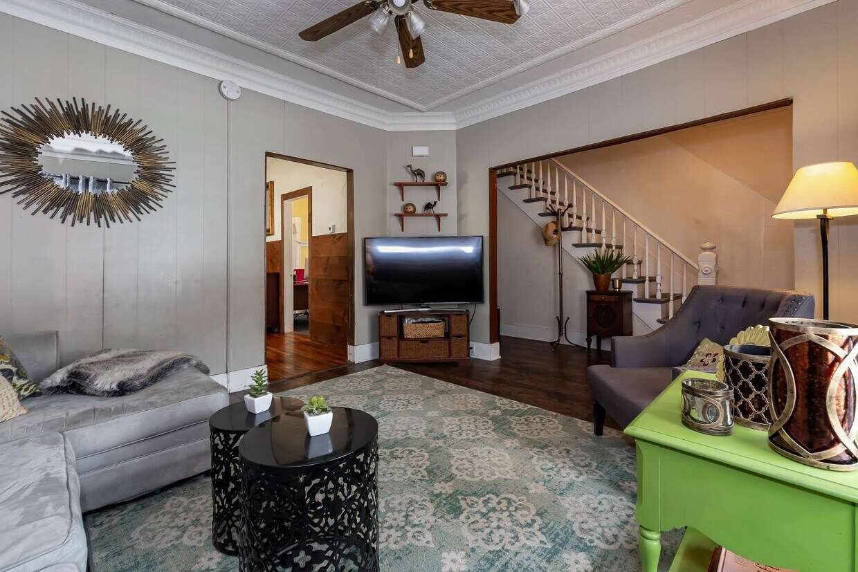 Foto principal - 539 Lake Ave