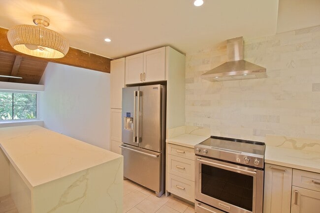 Building Photo - Eden at Haiku Woods – 3BD/2BA/2 Covered Pa...