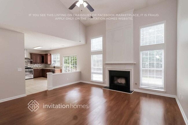 Building Photo - 133 Wallnut Hall Cir