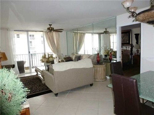 Foto del edificio - 101 Briny Ave