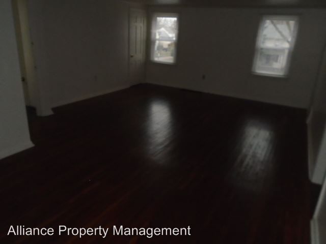 Building Photo - 418 1/2 W Rudisill Blvd