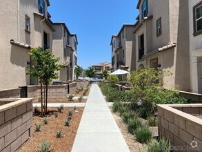 Building Photo - 40445 Melrose Dr