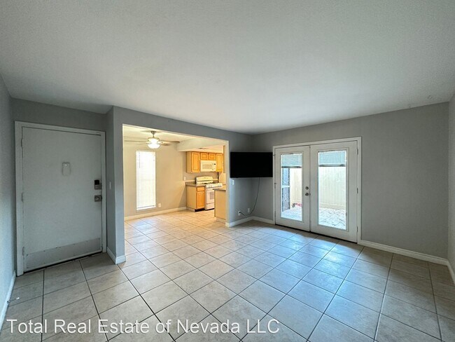Building Photo - 2 br, 1 bath House - 1440 Vegas Valley Dri...
