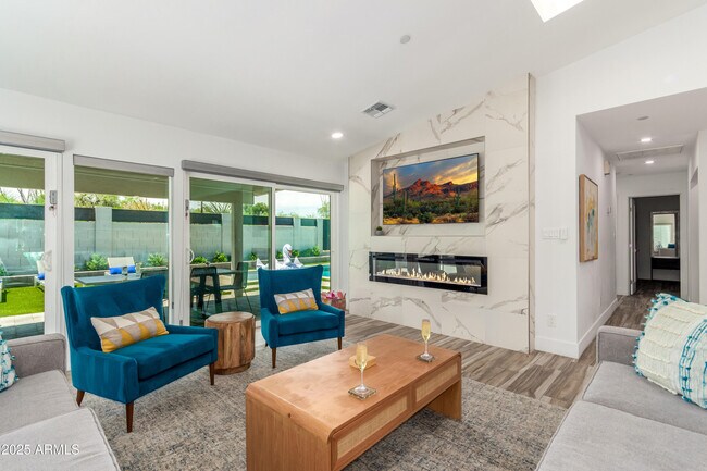 Foto del edificio - 6020 N 77th Pl