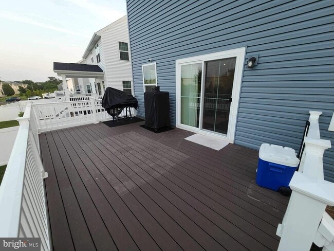 Building Photo - 11317 Wheeler Ridge Dr