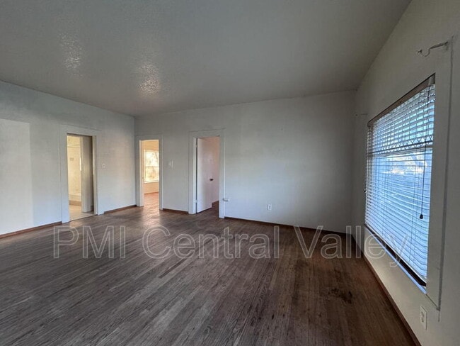 Foto del edificio - 1141 N Sierra Nevada St