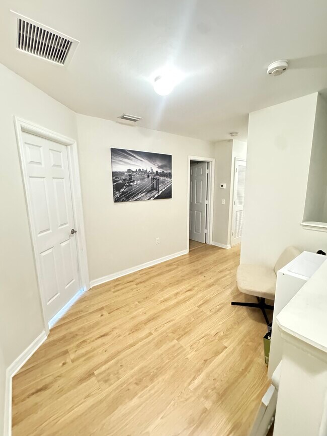 Foto del edificio - 3874 Cherrybrook Loop