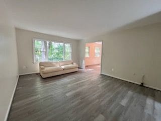 Foto del edificio - 3142 Searsmont Pl