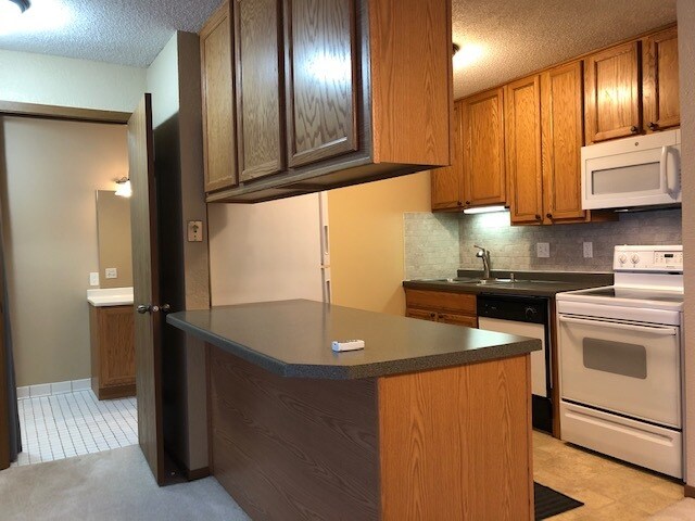 Foto del edificio - 4680 Tower St SE