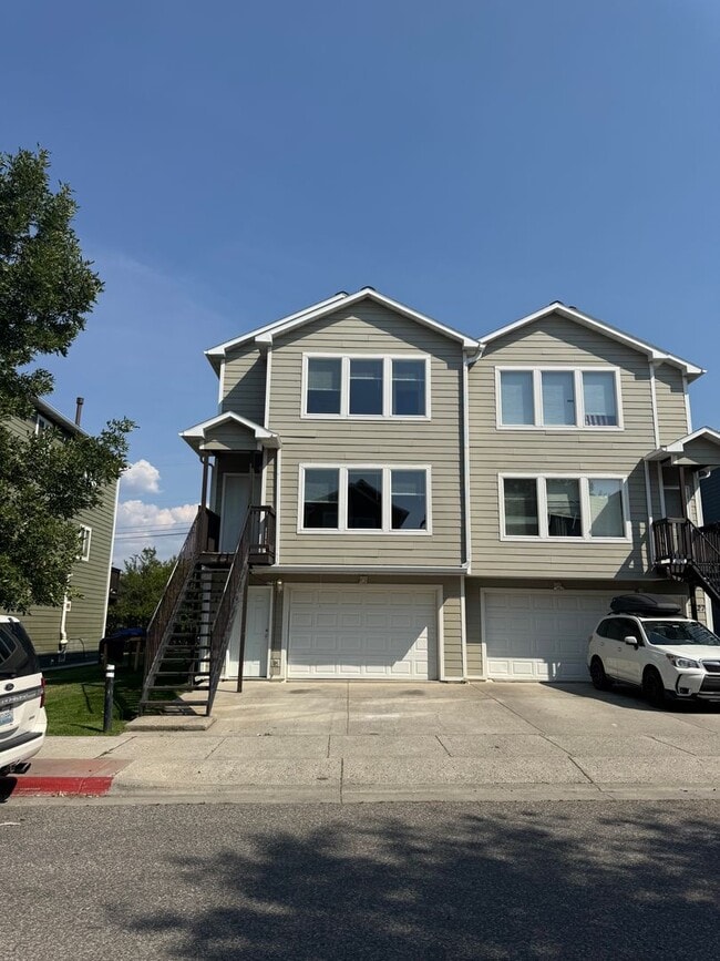 Building Photo - 1729 W Kagy Blvd