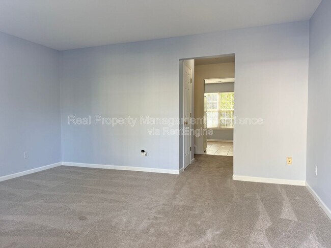 Foto del edificio - 12 Red Ln