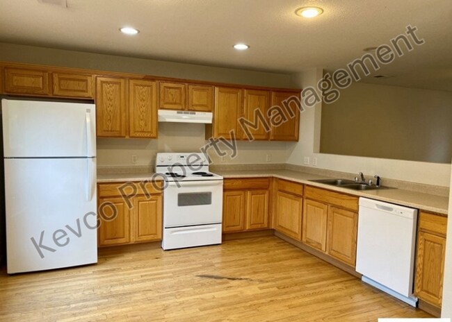 Building Photo - 3433 Bale Dr