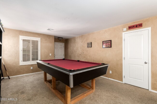 Foto del edificio - 1398 E Mayfield Dr