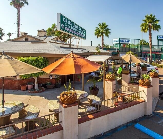 The popular Daily Grind Café provides diner staples and outdoor seating