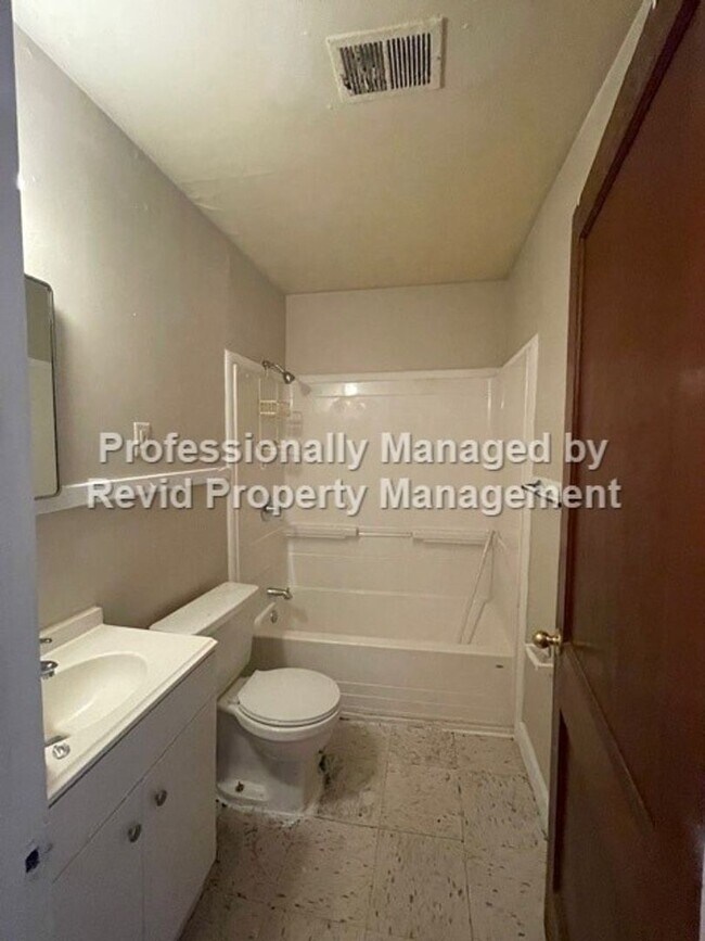 Foto del edificio - 3725 Tutwiler Ave