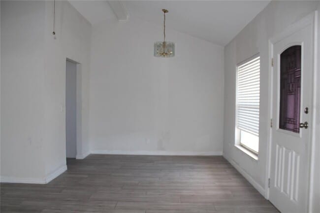 Building Photo - 10115 Wheatley Hills Ct