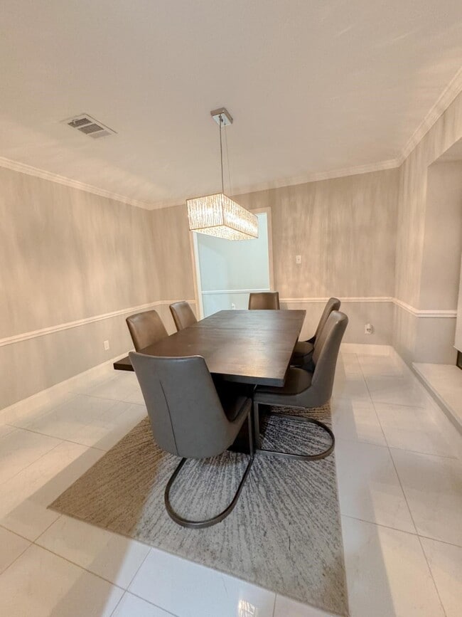 Building Photo - 2330 Walnut Ridge Dr