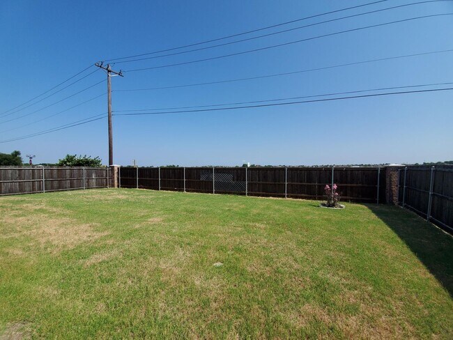 Foto del edificio - Beautiful Lavon home over 2600 sqft!