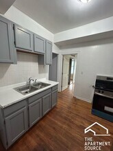 Building Photo - 4550 N Western Ave