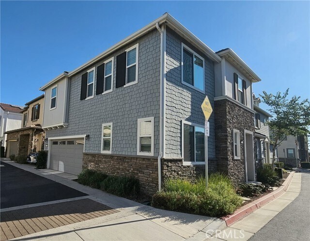 Building Photo - 5362 Malibu Way