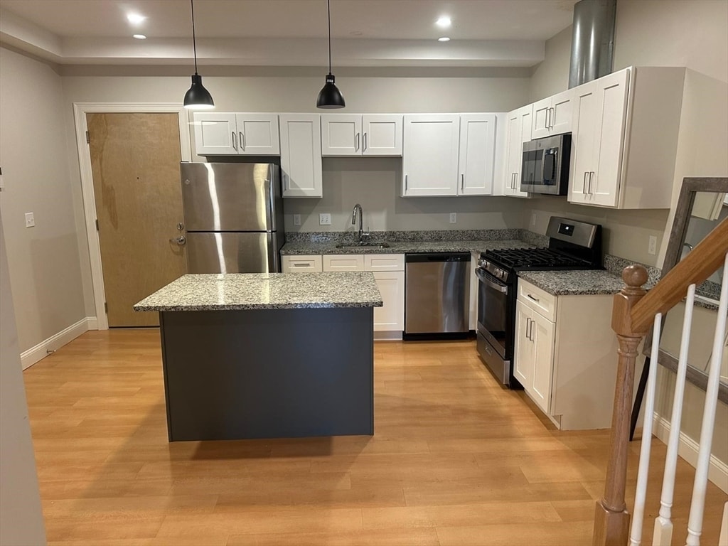 Foto principal - 816 Brayton Point Rd