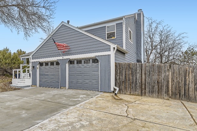 Photo - 11032 Brownstone Dr House