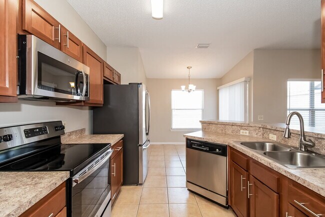 Foto del edificio - 12335 Silent Brook Trail N
