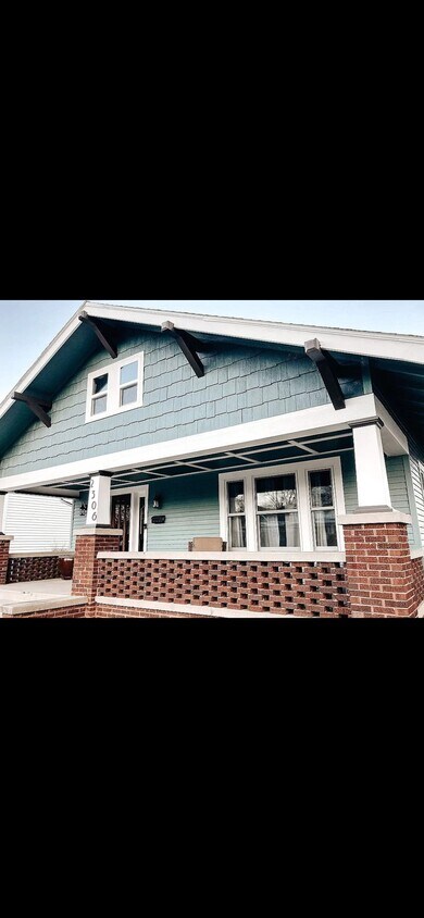 Primary Photo - 2306 Jackson St