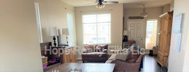 Foto del edificio - 7842 Kettle Drum St