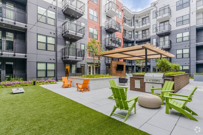 Courtyard - Connection at Southside Apartments