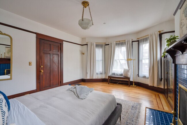 Foto del edificio - 2104 NW Everett St