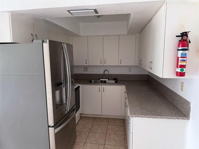 Foto del edificio - 5304 NW 22nd St