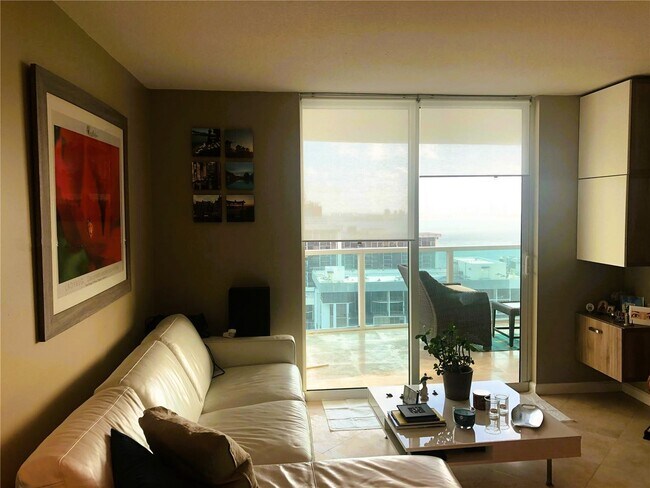 Foto del edificio - 2101 Brickell Ave