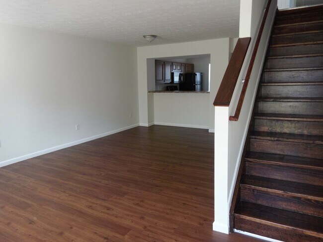 Building Photo - 1726 Athens Dr