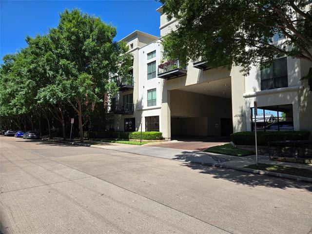 Building Photo - 4605 Cedar Springs Rd