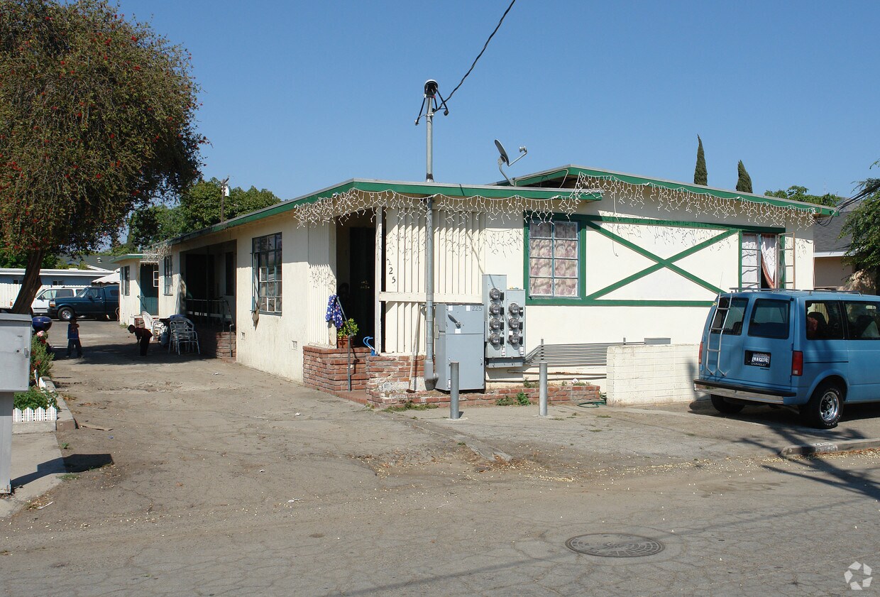 Foto principal - 225 Elm St