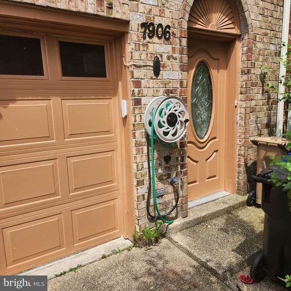 Photo - 7906 Ashford Blvd Townhome