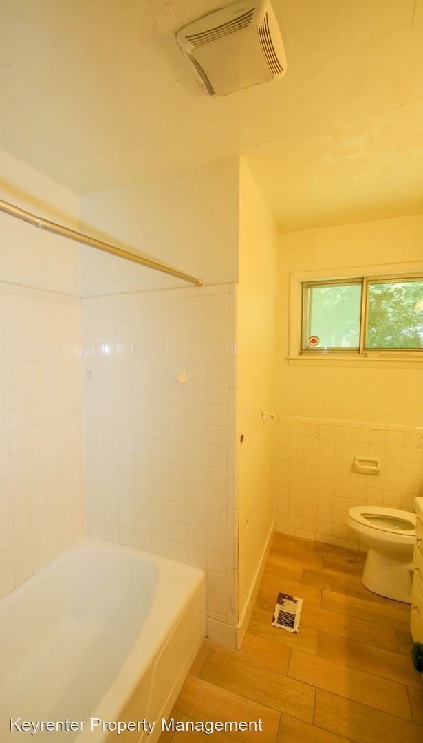 Building Photo - 116 S Louisville Pl