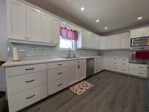 Building Photo - 120 Bayshore Rd