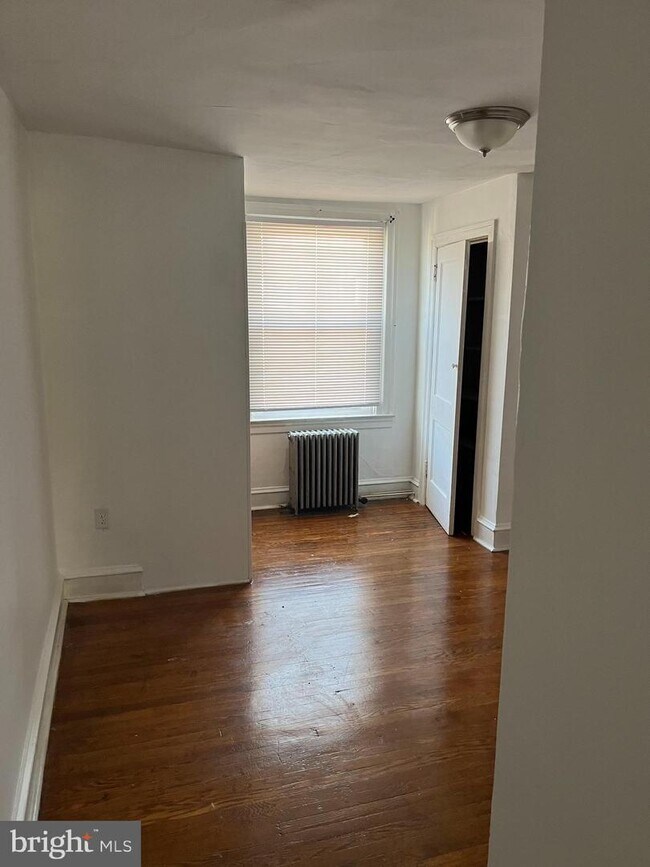 Building Photo - 5933 Agusta St