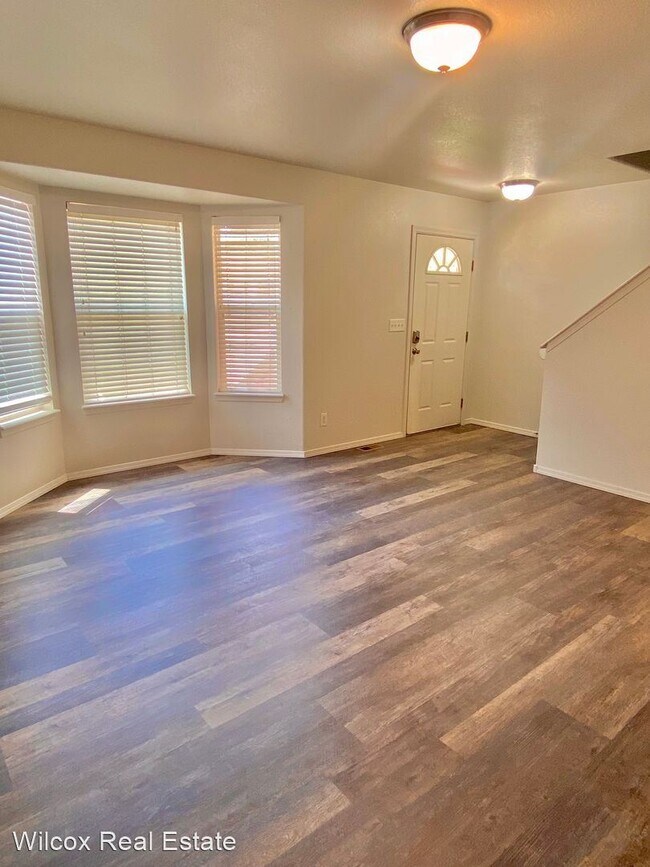 Building Photo - 4 br, 2.5 bath House - 705 17th St