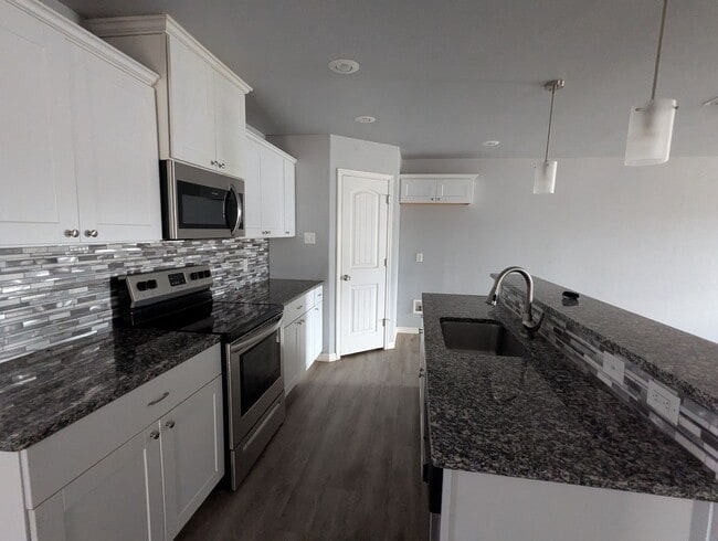 Foto del edificio - 1302 N Clinton Ave