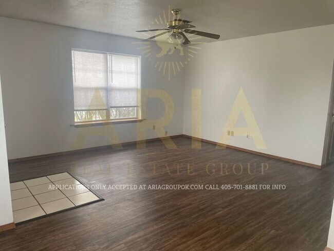 Foto del edificio - 2 Bed/1 Bath Duplex in Bridge Creek - AVAI...