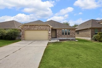 Building Photo - 520 S Brook Dr