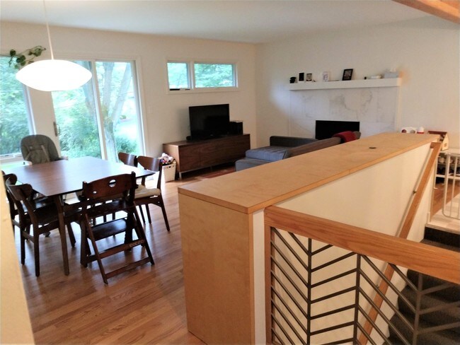 Foto del edificio - 234 Cumnor Ave