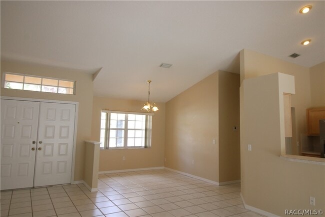 Foto del edificio - 2864 N Churchill Way