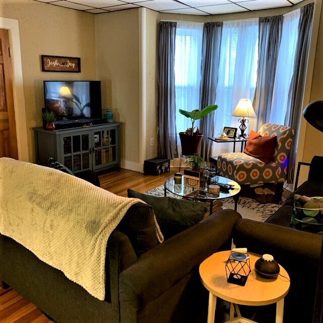 23 Sunnyside Ave Unit 2, Putnam, CT 06260 Apartments in Putnam, CT