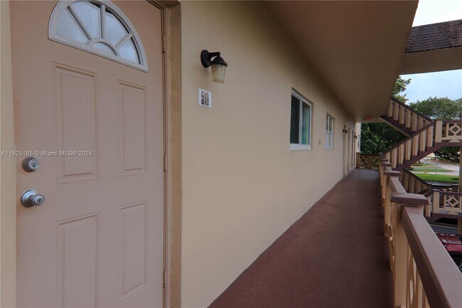 Building Photo - 3530 NW 52nd Ave