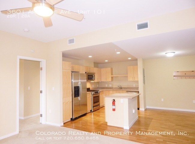 Building Photo - 3601 Arapahoe Ave
