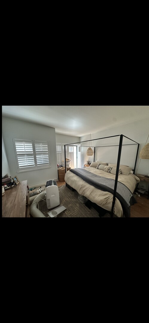 Building Photo - 33 Vandewater St